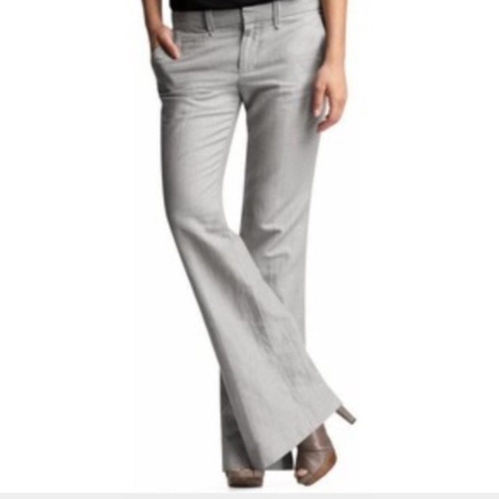 Gap Light Grey Houndstooth Hip Slung Fit Dress Pants in size 2